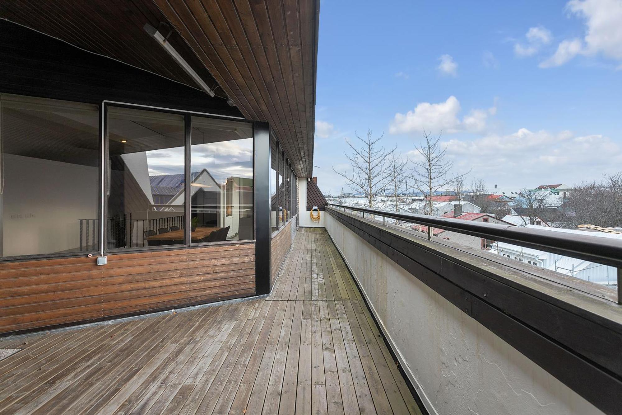 Penthouse Apt On The Shopping Street-Free Parking Рейк'явік Екстер'єр фото