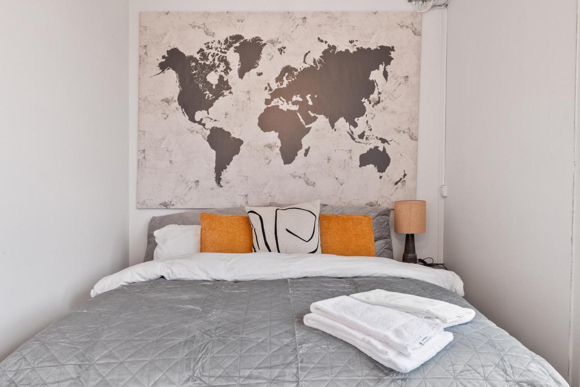 Penthouse Apt On The Shopping Street-Free Parking Рейк'явік Екстер'єр фото